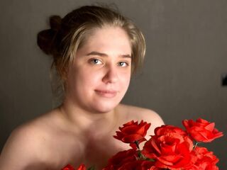 masturbating camgirl MeganVioler