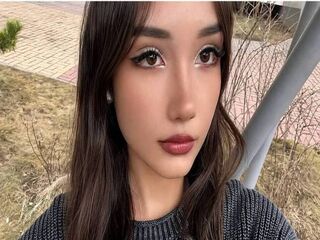 naked girl with webcam masturbating with sextoy MeghanSkomo
