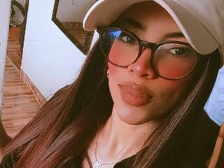free nude webcam MeliRivers