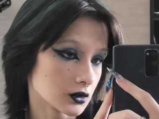 hot strip tease webcam MeriHollway