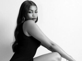 hot cam girl spreading pussy MilaJohn