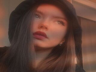 girl sex chat MilaLyra