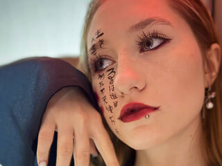 chatroom webcam picture MistyColacone