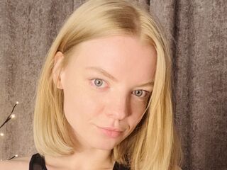 nude cam girl photo MoiraBaumgartel