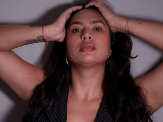 webcam girl chat room MoonIvanna