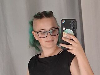 kinky video chat performer MysticMissFox