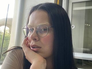 cam girl showing tits Nancydrew