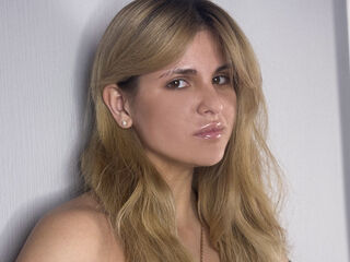 voyeur webcam NayaMorel