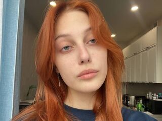 cam girl fingering NiaDoussan