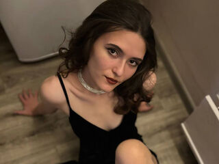 free webcam chatroom NikiMilton