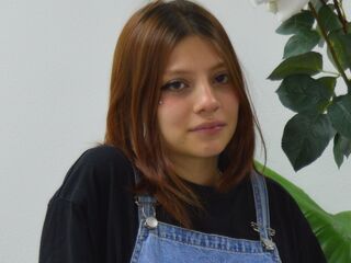 camgirl live sex NikoleHornet