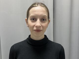 webcam strip tease show OliKlark