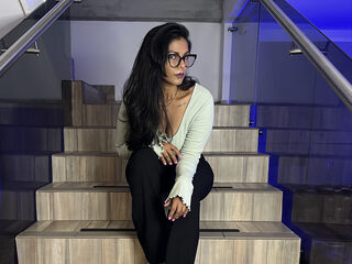 naked cam girl picture OliviaLezama