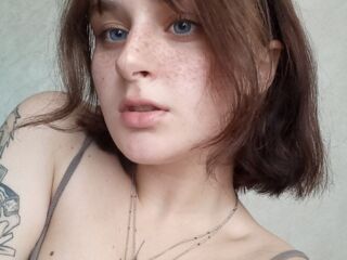 nude web cam PamelaLaney