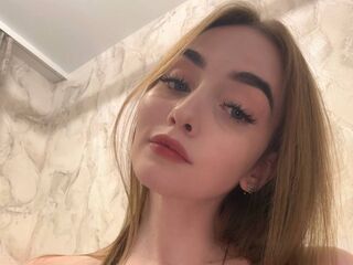 camgirl masturbating with sextoy PetulaFelton