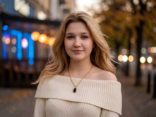 adult sex chat PilarVanhee