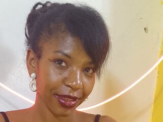 adult webcam chat PinahGloria