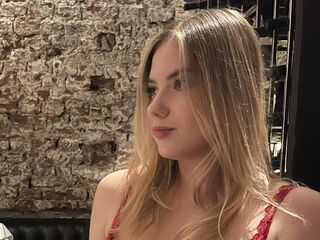 free chatroom PinkDDLuna