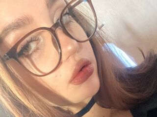 porn webcam picture QuennaEmbry
