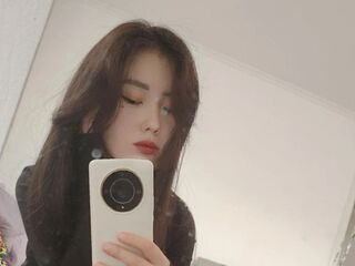 live webcam performer RaeannReimmer