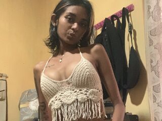 camslut fingering wet pussy RashaHaseena