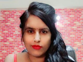 camwhore spreading pussy SaraConway