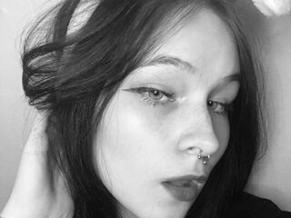 camslut topless SarinaToller