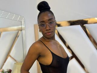 cam girl masturbating with sextoy SelenaHamilton