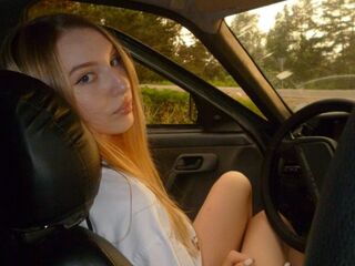 beautiful girlcam SheenaBorer