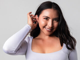 girl webcam SofiBlosh