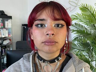 cam whore livesex SophieJhoms