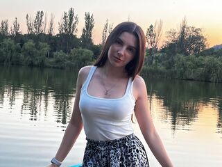 webcam bitch chatroom SunniPeavler