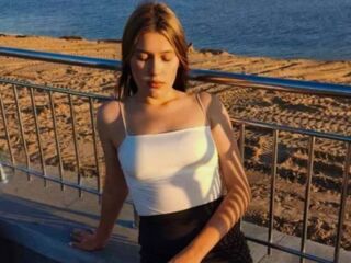 sex show online SuziBarringer