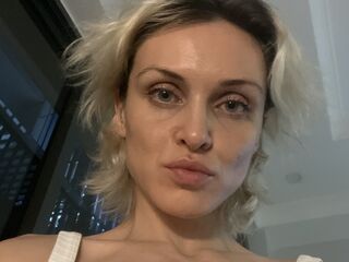 kinky webcam model Sweetadrianahot