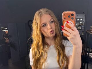 cam girl livecam TainaSaffo