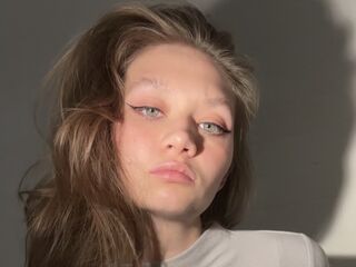 naked camgirl picture TawanaHyers