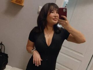 naughty cam girl fingering shaved pussy TinaClayburg