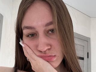 web cam chat VeraScott