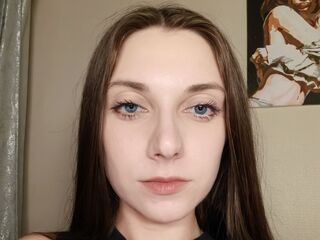 camgirl showing pussy VernaSchusterman