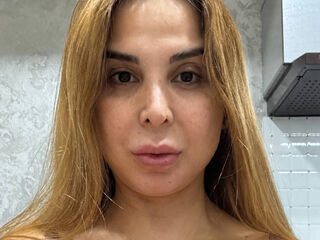 shower web cam YanaMillers